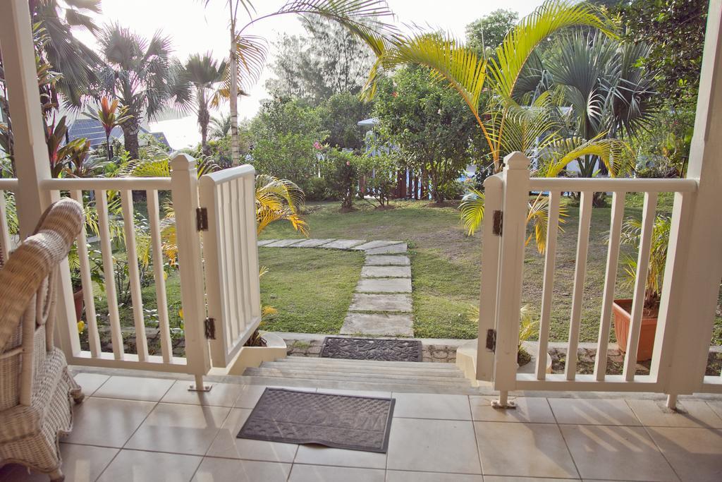 Residence Monte-Cristo Anse Boileau エクステリア 写真